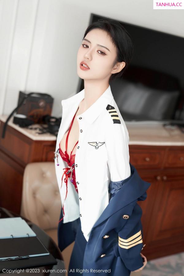 李浅浅  [XiuRen]高清写真图 2023.11.29 No.7737 浅浅Danny 黑丝美腿第46张图片
